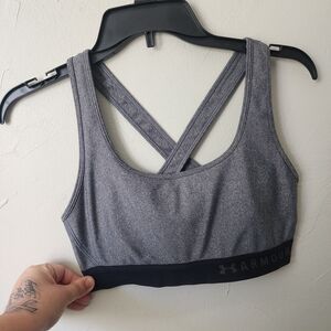 Under Armour Women's Gray Sports Bra Size Large